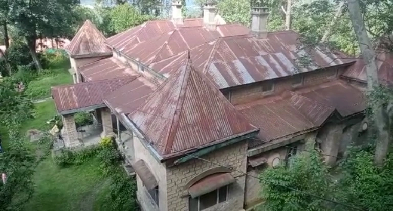 Salman Rushdie house in India