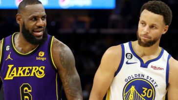 Steph and LeBron pictured as Warriors takes on Lakers